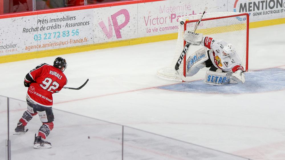 Amiens  5 - 2 Chamonix 