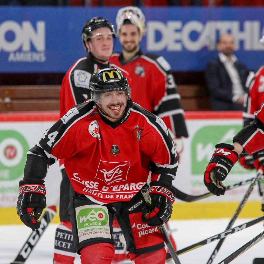 Amiens  5 - 2 Chamonix 