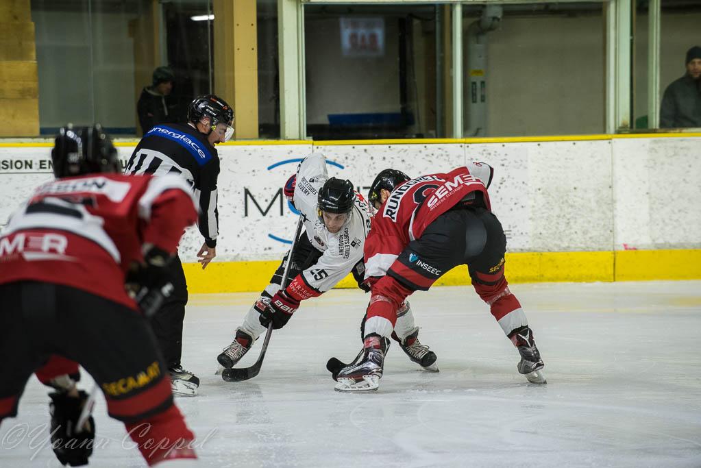 Chamonix  2 - 4 Nice
