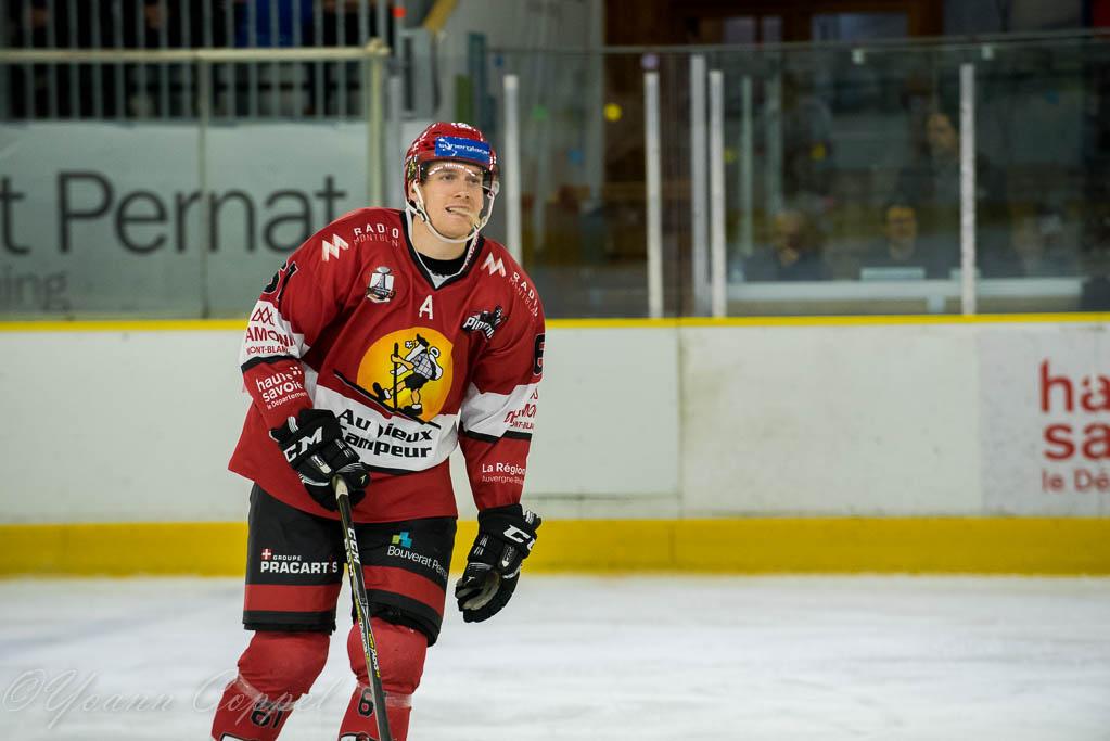 Chamonix  2 - 4 Nice