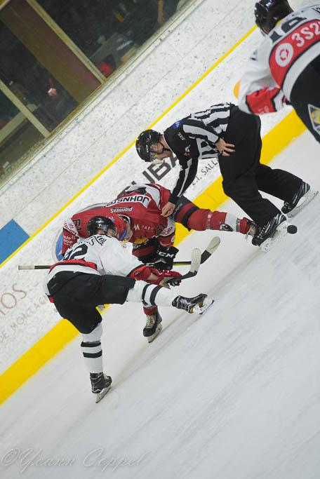 Chamonix  2 - 4 Nice