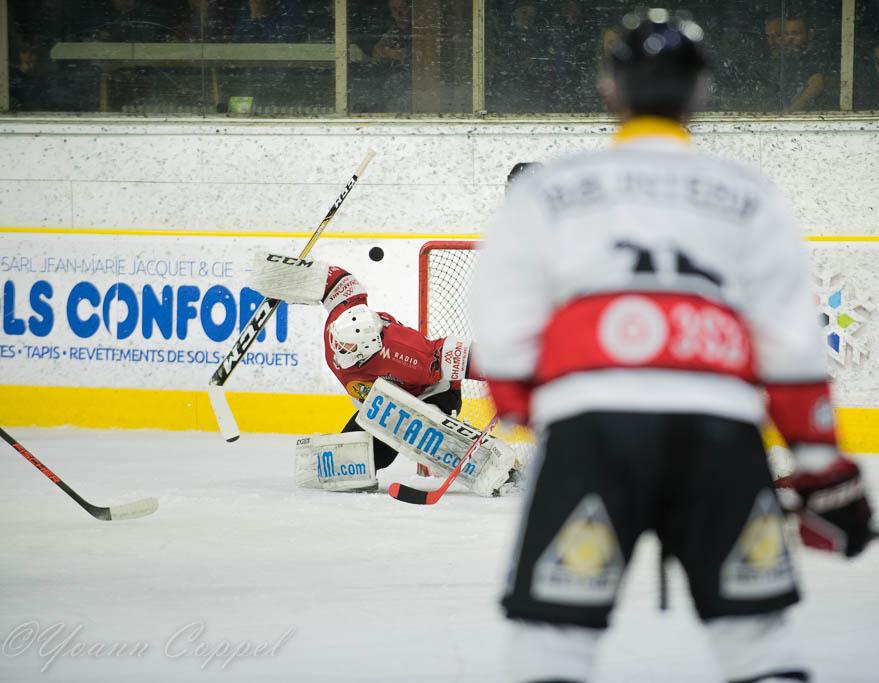Chamonix  2 - 4 Nice