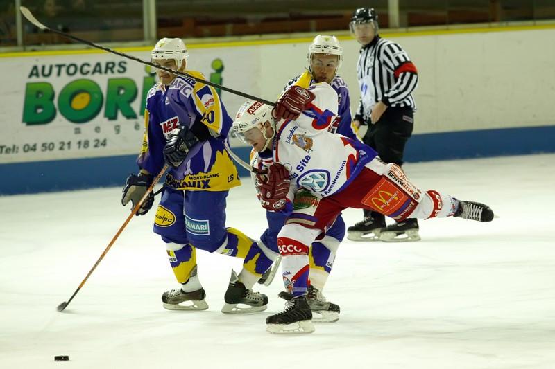 Chamonix  3 - 2 Epinal 