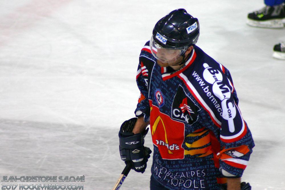 Grenoble retire le #71 de Josef Podlaha — Reportage