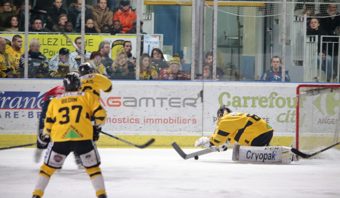 Angers  4 - 5 Rouen