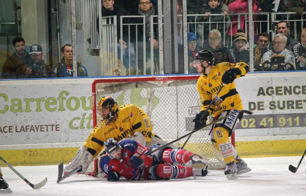 Angers  4 - 5 Rouen
