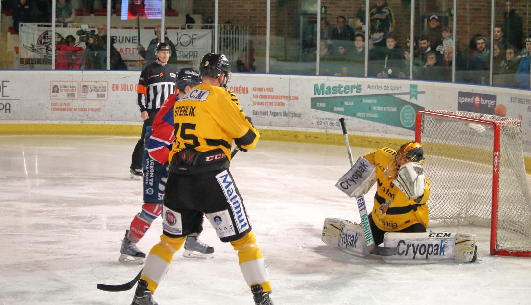 Angers  4 - 5 Rouen