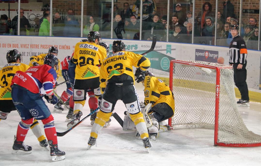 Angers  4 - 5 Rouen