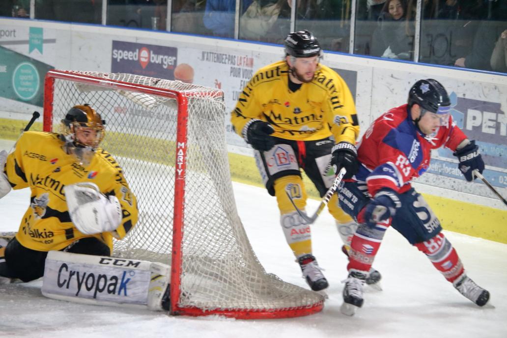 Angers  4 - 5 Rouen