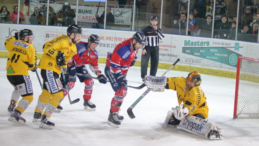Angers  4 - 5 Rouen