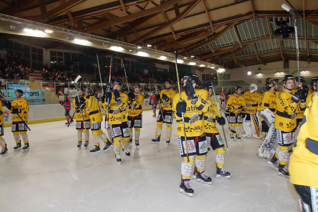 Angers  4 - 5 Rouen