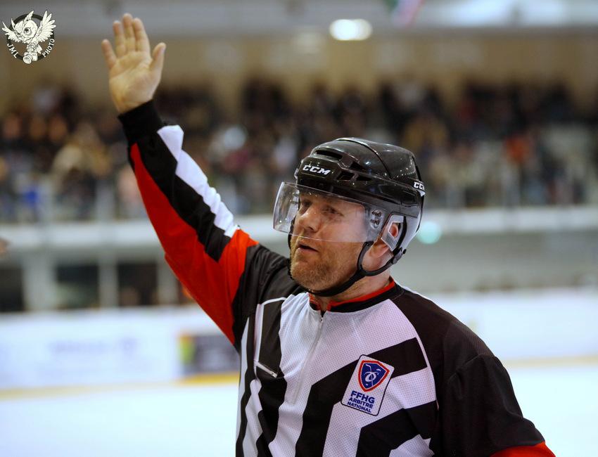 Anglet 1 - 3 Neuilly/Marne