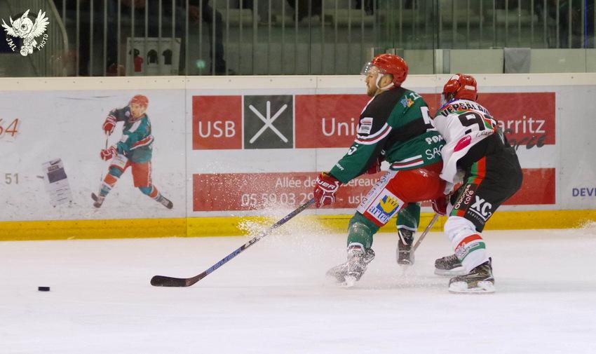 Anglet 7 - 3 Mont-Blanc