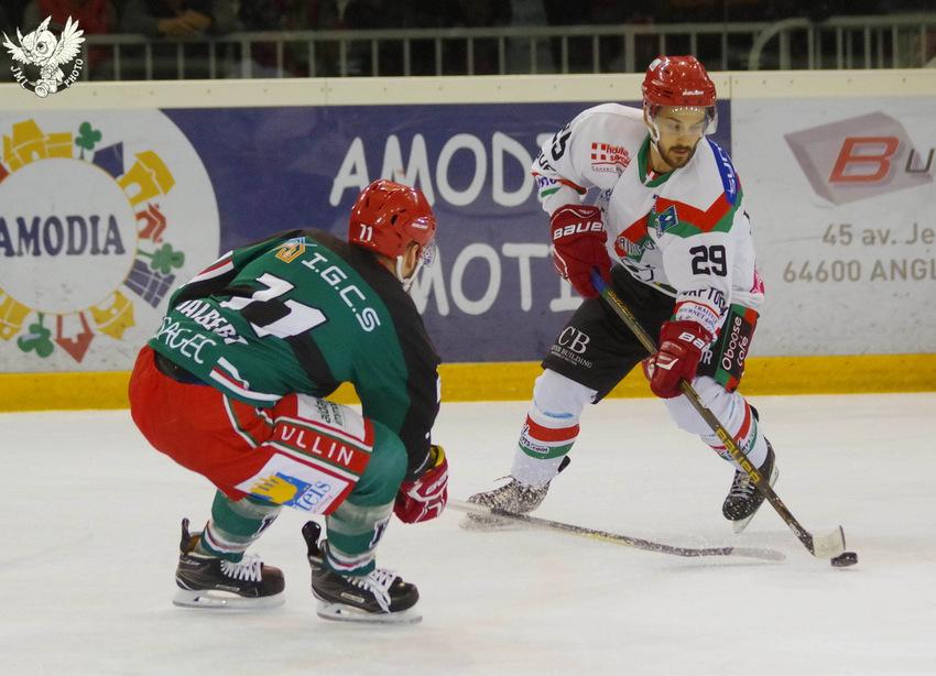 Anglet 7 - 3 Mont-Blanc