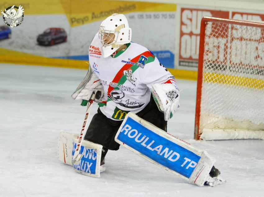 Anglet 7 - 3 Mont-Blanc