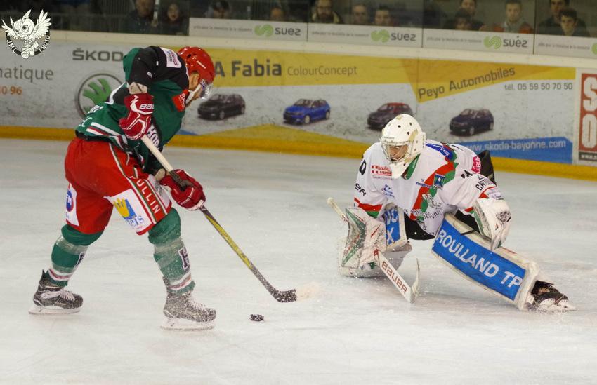 Anglet 7 - 3 Mont-Blanc