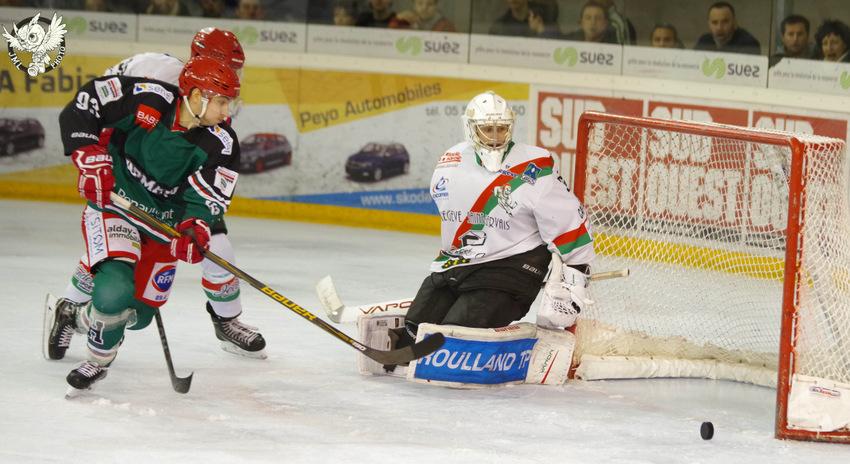 Anglet 7 - 3 Mont-Blanc