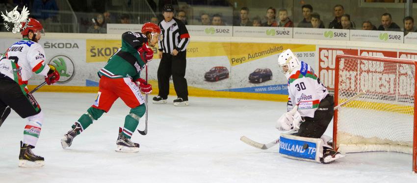 Anglet 7 - 3 Mont-Blanc