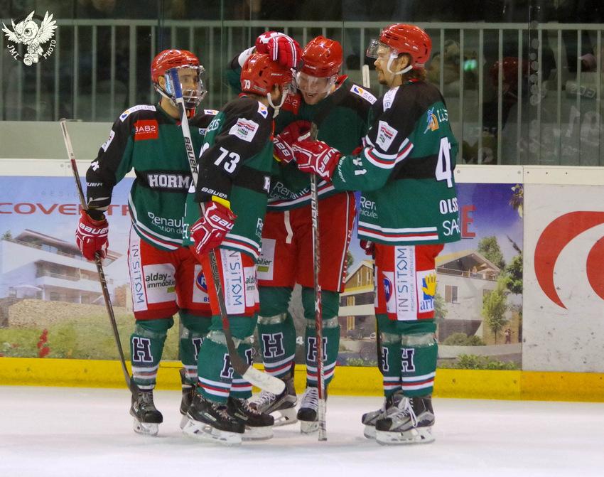 Anglet 7 - 3 Mont-Blanc