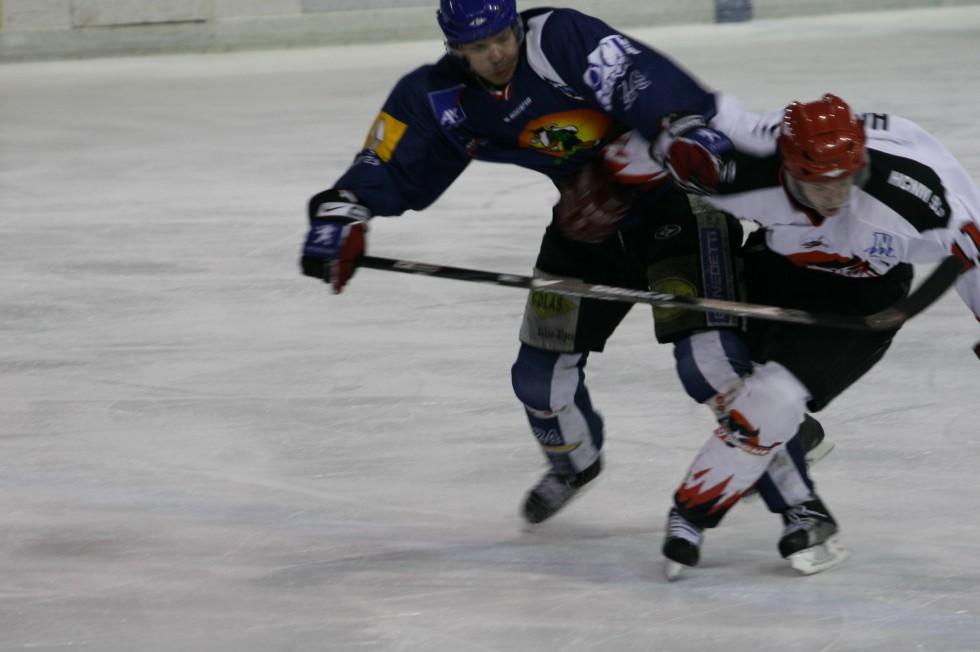 Mont-Blanc 4 - 1 Neuilly/Marne