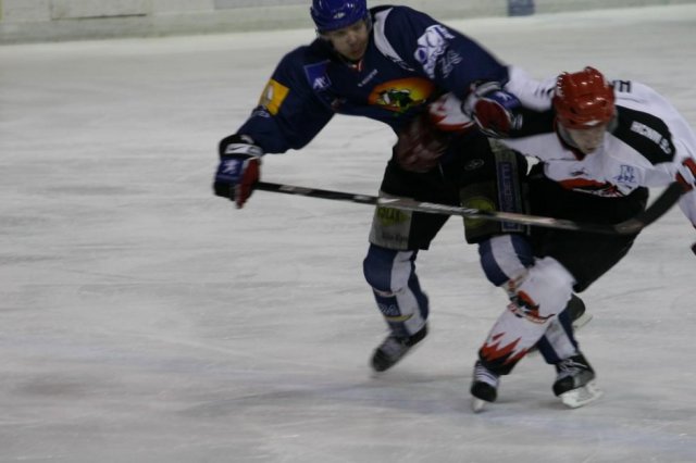 Photo hockey match Mont-Blanc - Neuilly/Marne le 28/02/2009