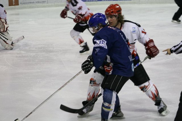 Photo hockey match Mont-Blanc - Neuilly/Marne le 28/02/2009