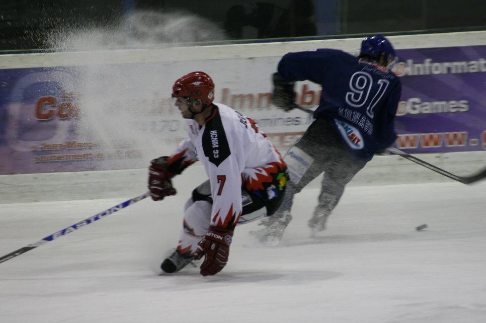 Mont-Blanc 4 - 1 Neuilly/Marne