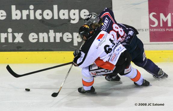Grenoble  5 - 3 Tours 