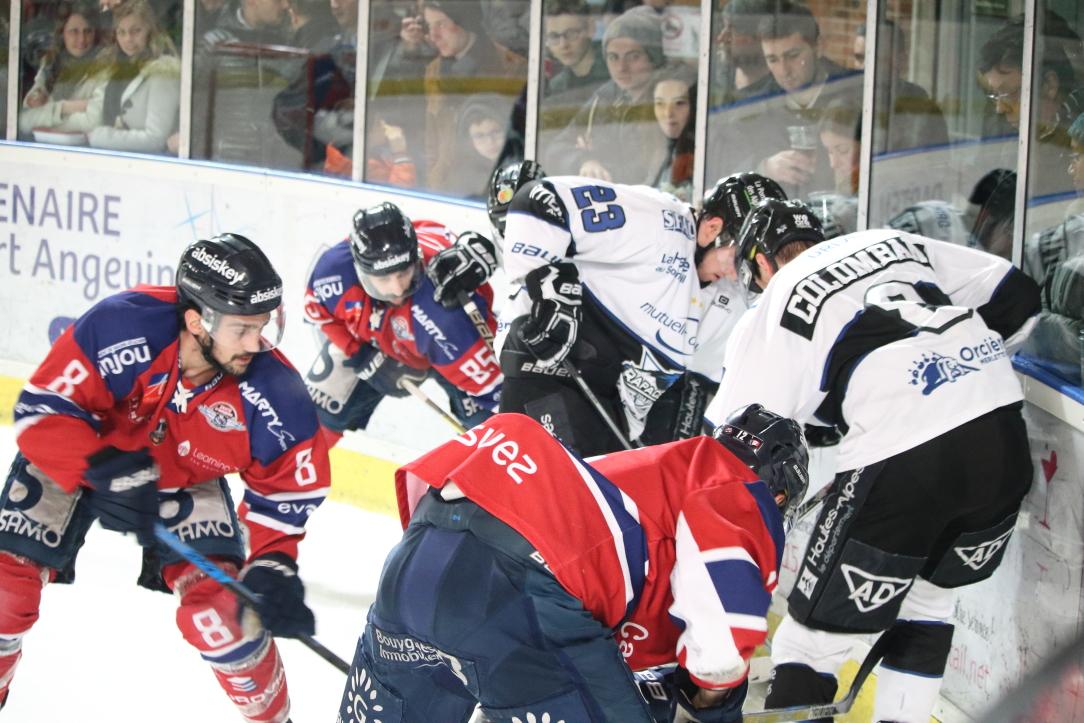 Angers  2 - 0 Gap 