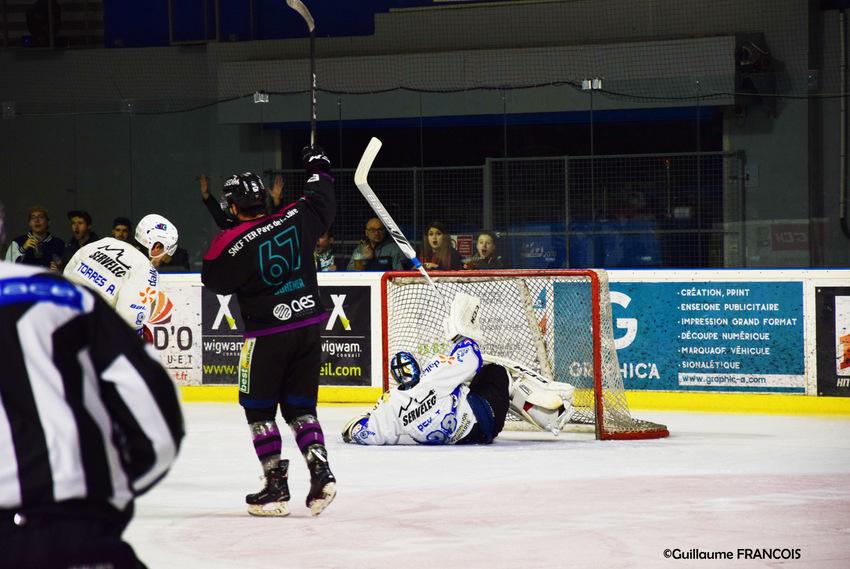 Nantes 10 - 1 Courchevel-Méribel-Pralognan