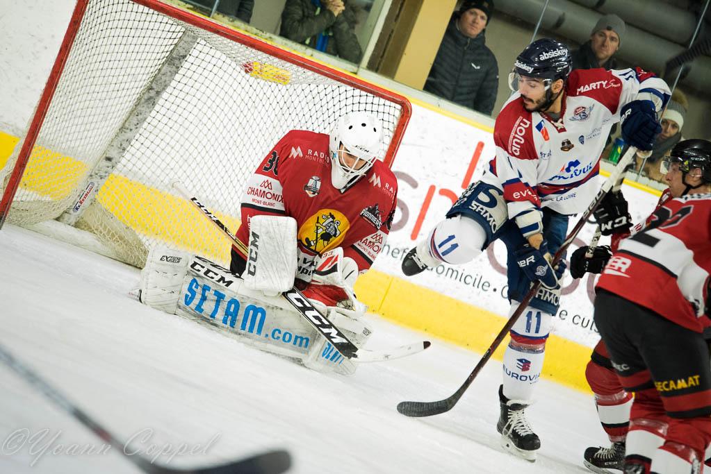 Chamonix  2 - 3 Angers 
