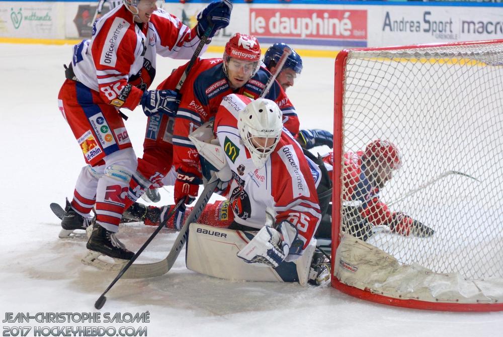Grenoble  2 - 0 Mulhouse