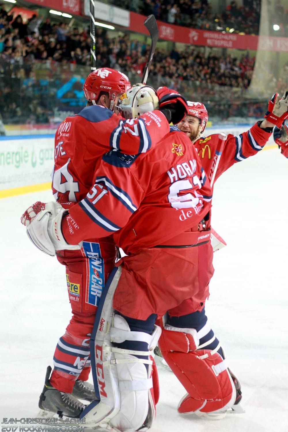 Grenoble  2 - 0 Mulhouse