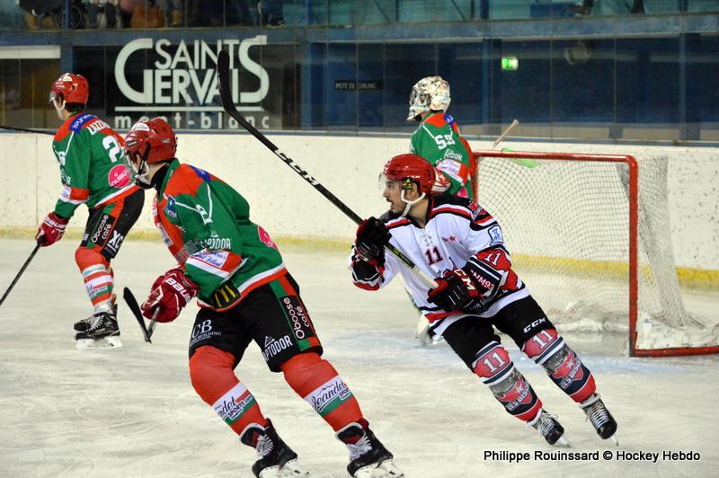 Mont-Blanc 3 - 4 Neuilly/Marne