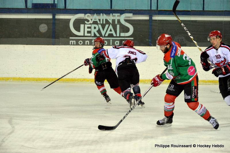 Mont-Blanc 3 - 4 Neuilly/Marne