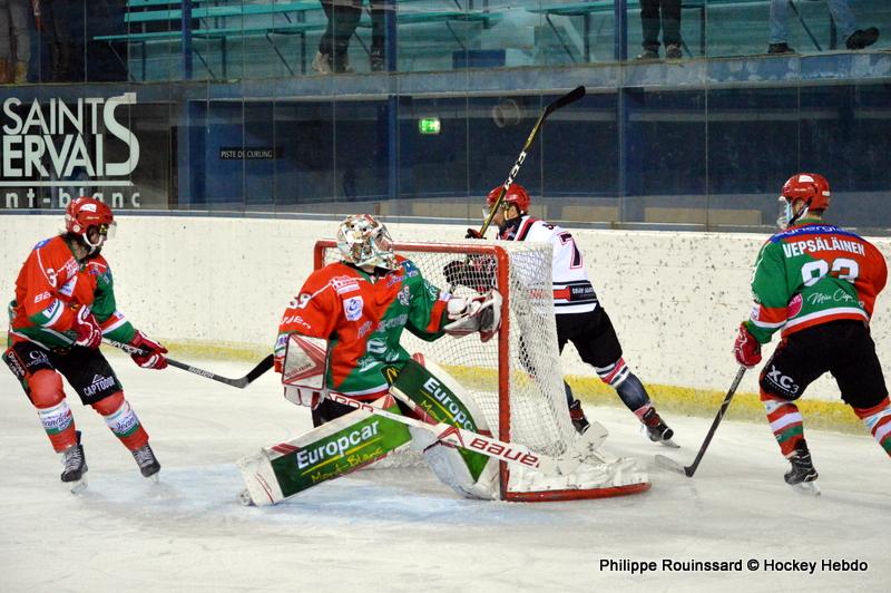 Mont-Blanc 3 - 4 Neuilly/Marne