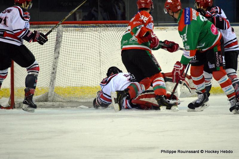 Mont-Blanc 3 - 4 Neuilly/Marne