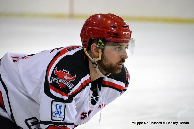 Mont-Blanc 3 - 4 Neuilly/Marne