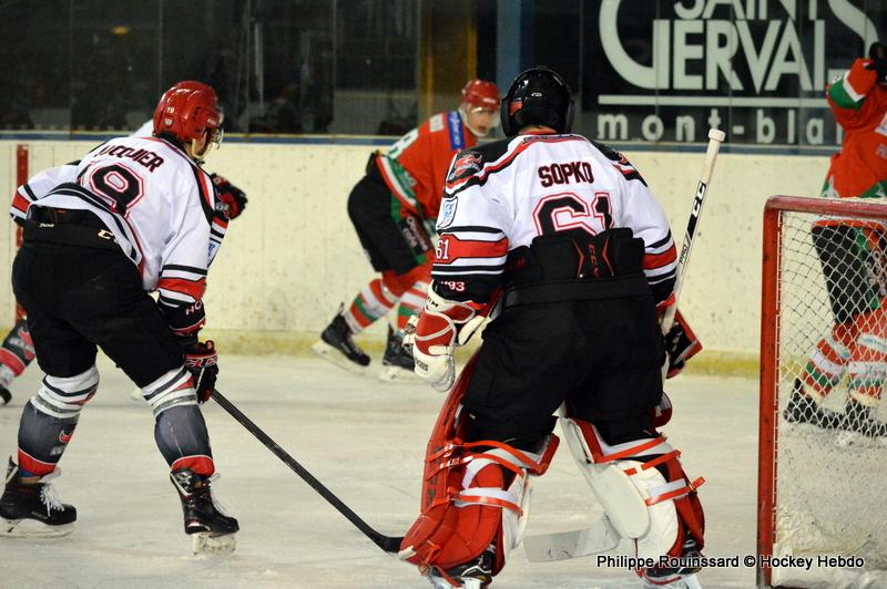 Mont-Blanc 3 - 4 Neuilly/Marne