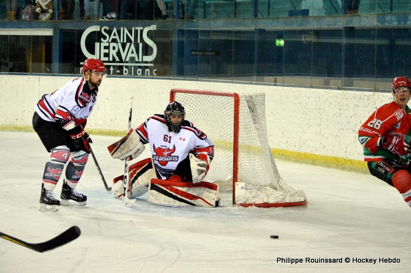 Mont-Blanc 3 - 4 Neuilly/Marne