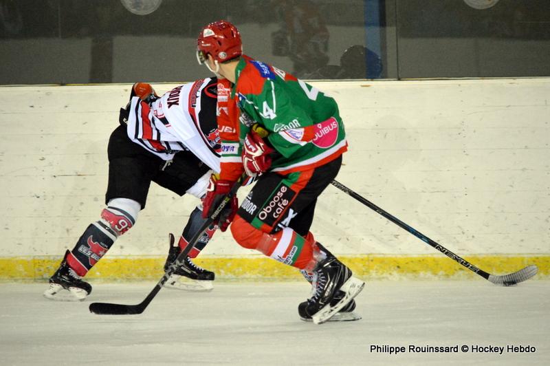 Mont-Blanc 3 - 4 Neuilly/Marne