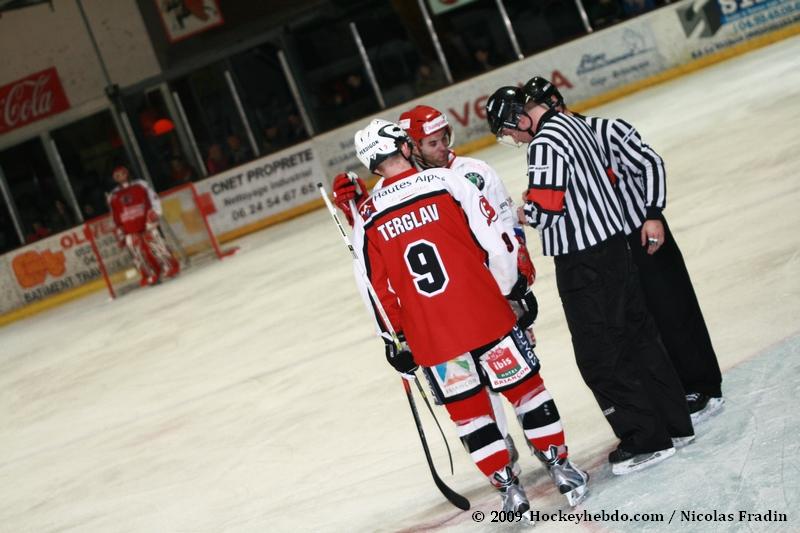 Briançon  4 - 1 Morzine-Avoriaz