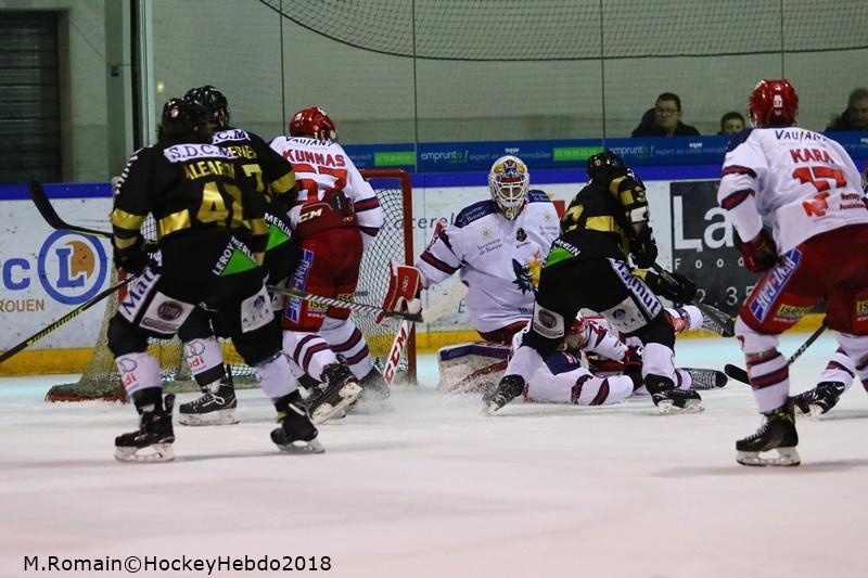 Rouen 3 - 4 Grenoble 