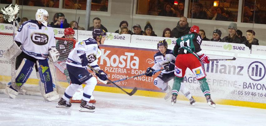 Anglet 5 - 1 Tours 