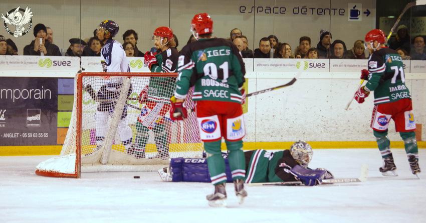 Anglet 5 - 1 Tours 