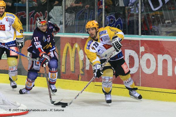Grenoble  5 - 1 Strasbourg 