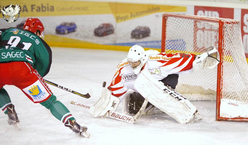 Anglet 7 - 4 La Roche-sur-Yon