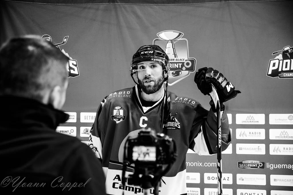 Chamonix  0 - 2 Strasbourg 