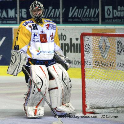 Grenoble  5 - 1 Strasbourg 