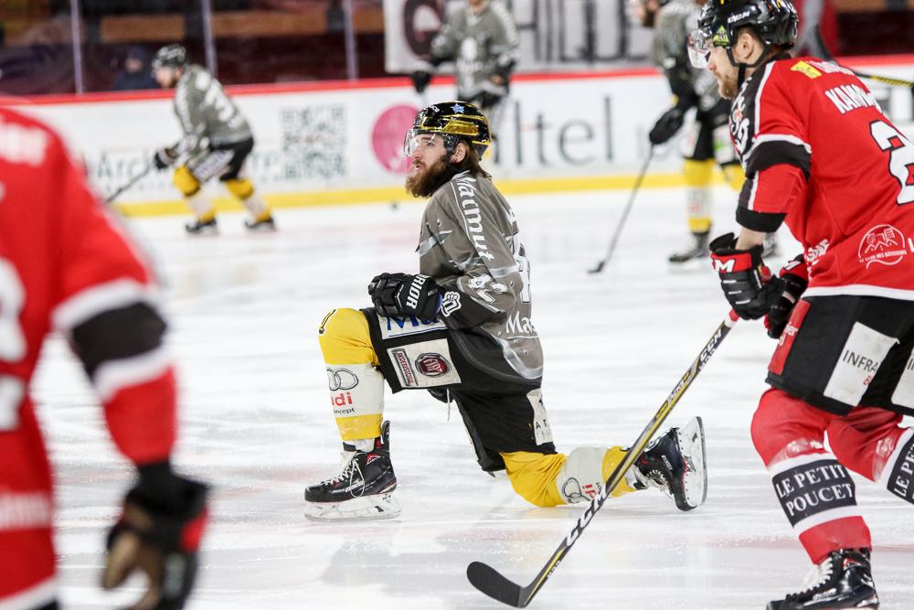 Amiens  2 - 3 Rouen